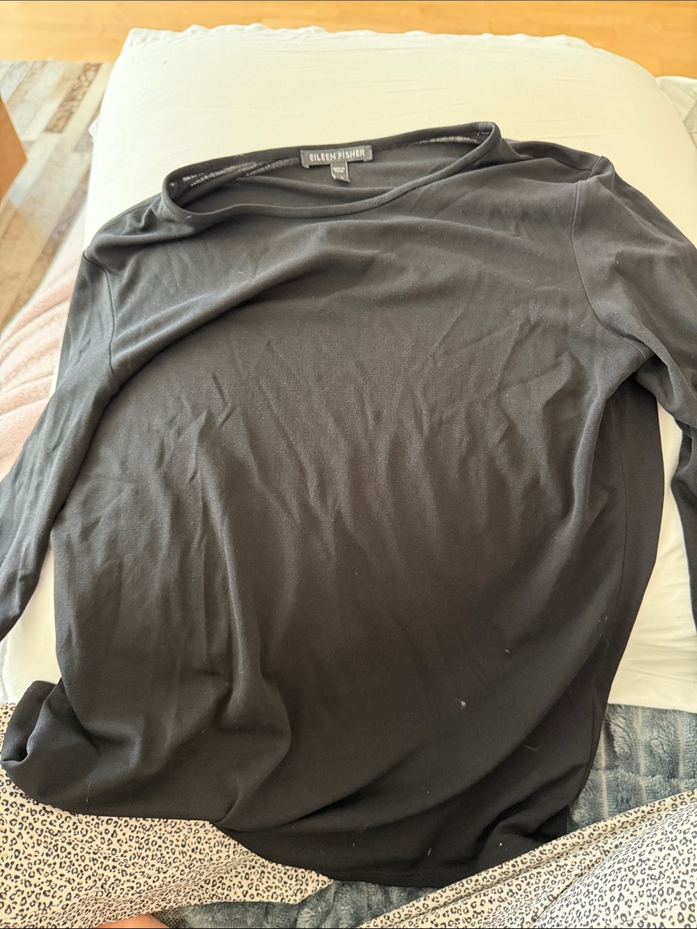 Eileen Fisher Black Long-Sleeve Scoop Neck Tee